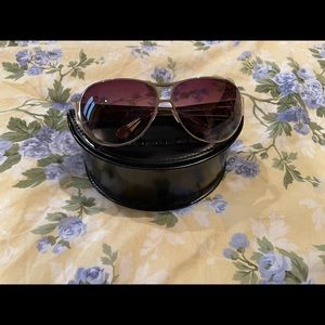 Marc Jacobs sunglasses.